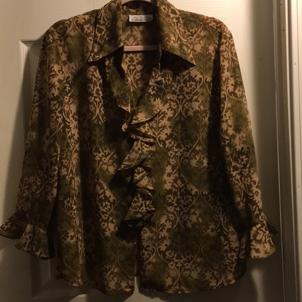 Brown multi with ruffle